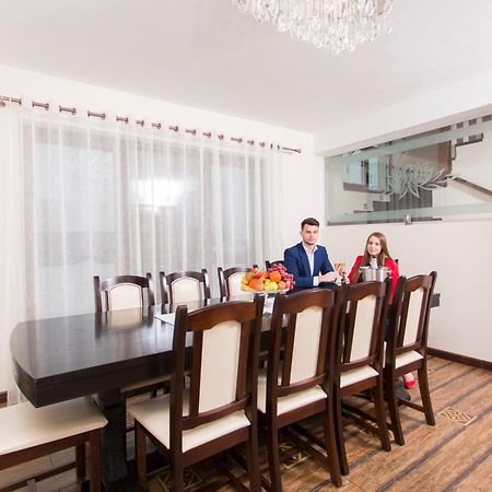 Hotel Pensiunea Ursa Bistrita Bargaului Esterno foto