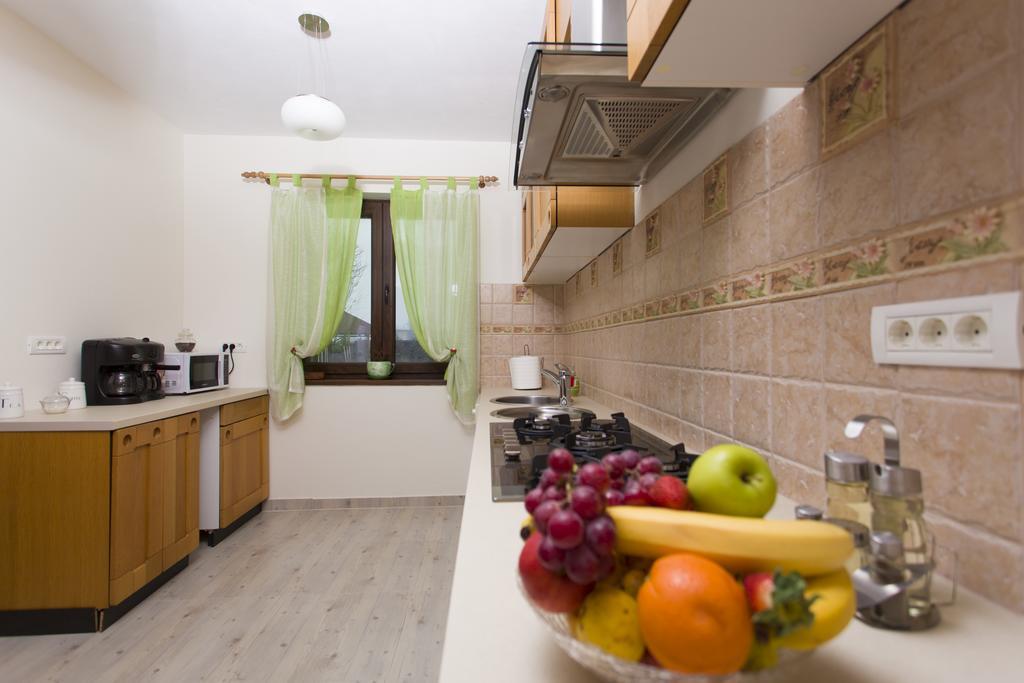 Hotel Pensiunea Ursa Bistrita Bargaului Esterno foto
